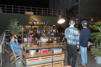 FULLMOON BAR